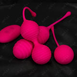 Aurelia Vibrating Kegel Balls Set