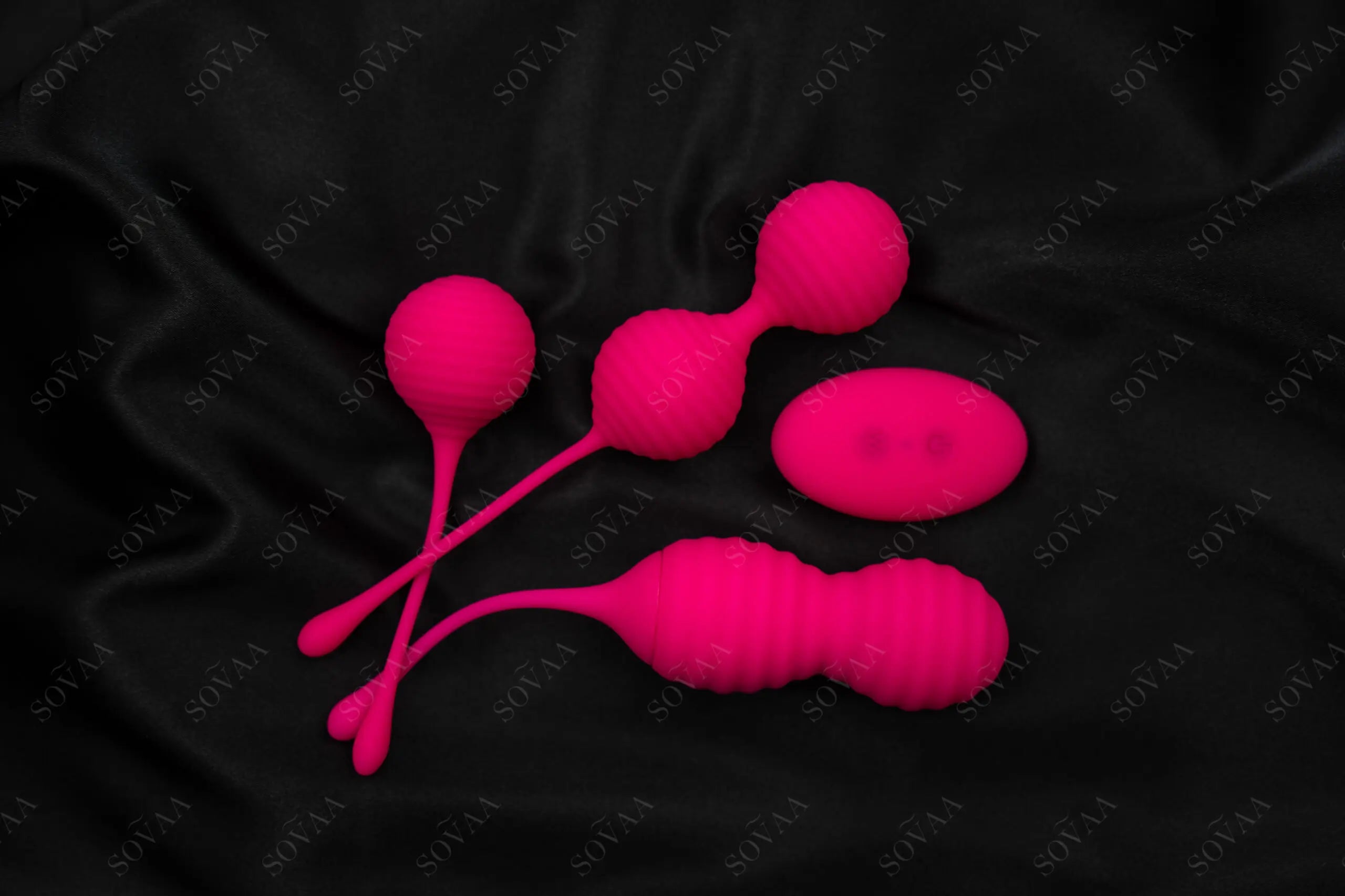 Aurelia Vibrating Kegel Balls Set