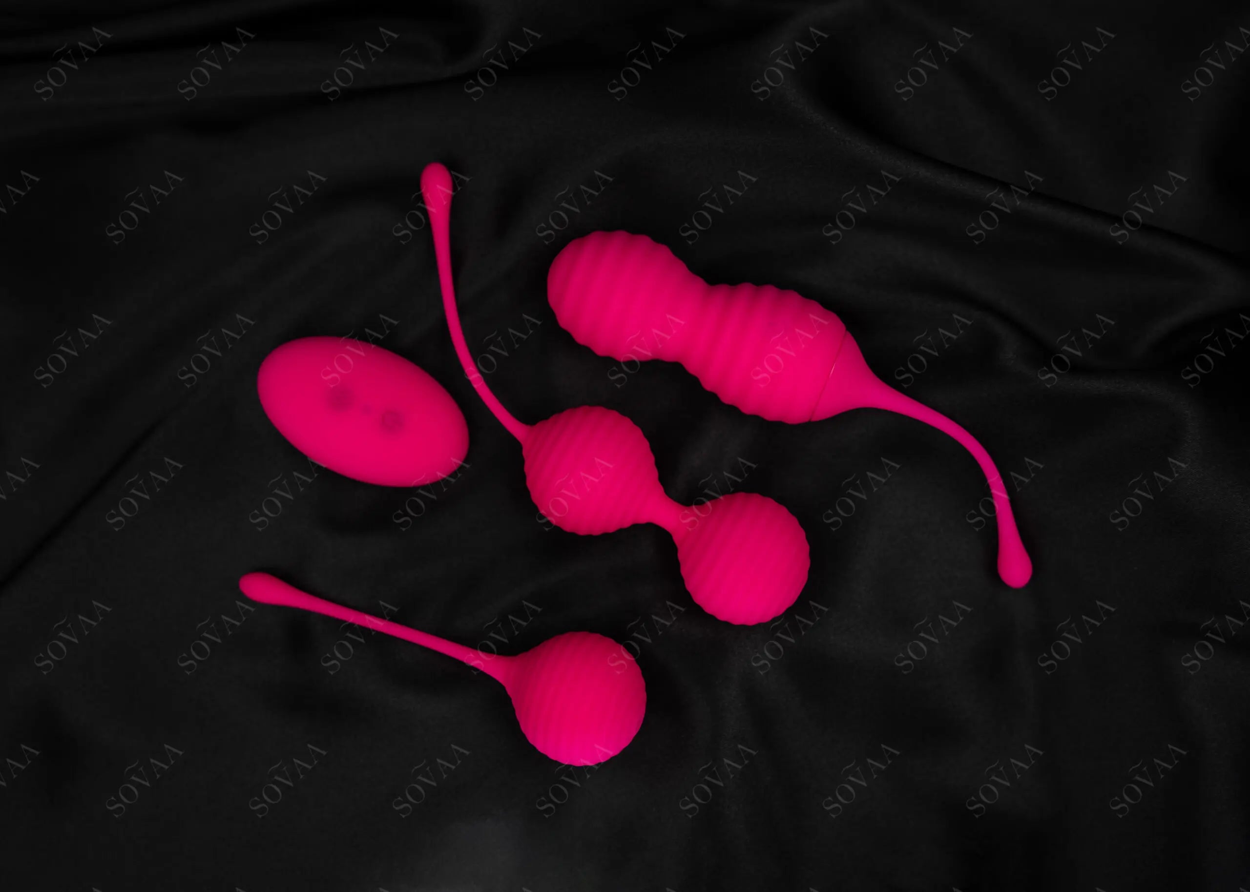 Aurelia Vibrating Kegel Balls Set