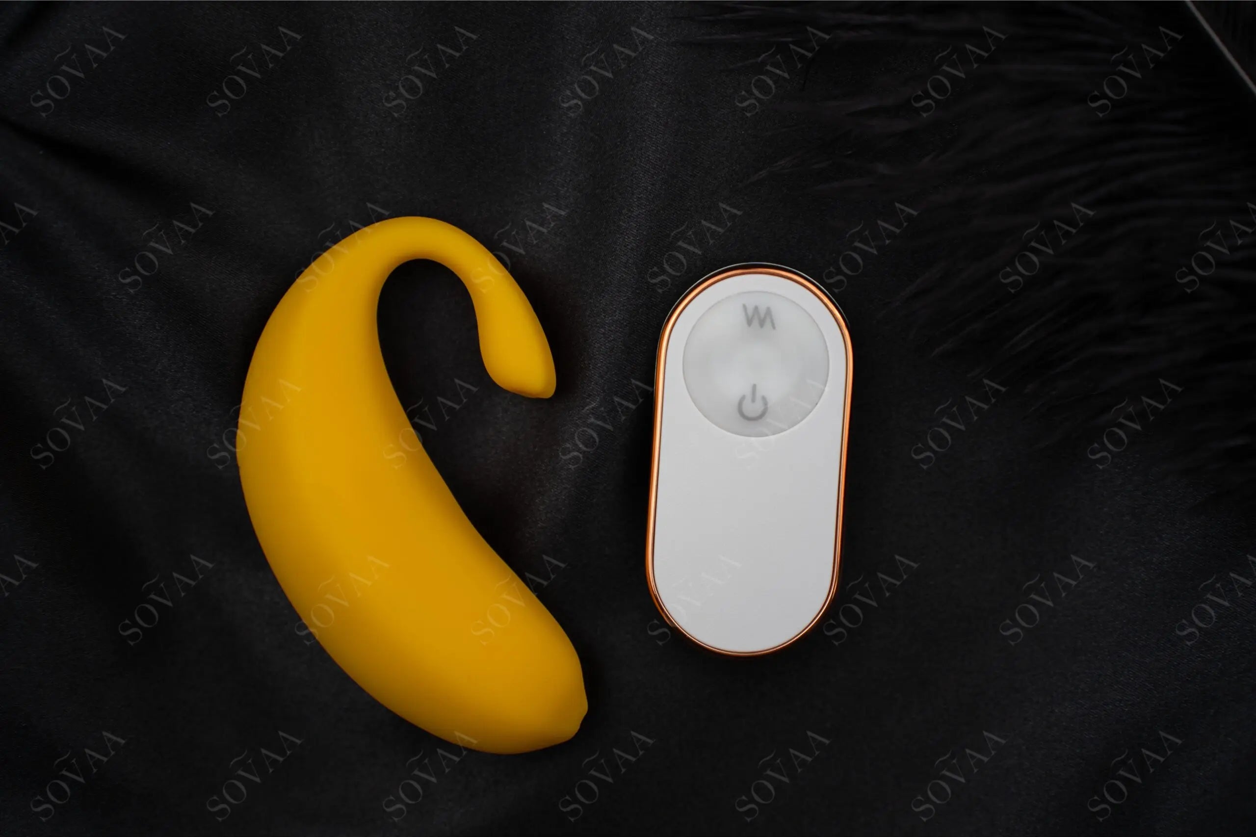 Banana Bliss Curved Intimate Massager