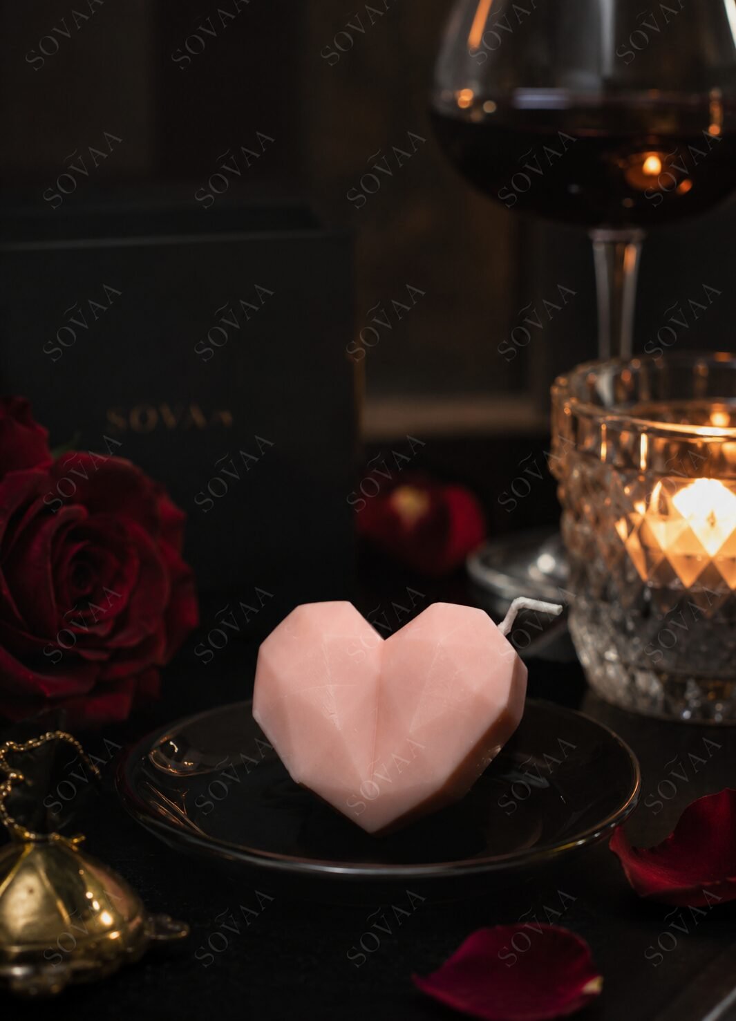 Pink Geometric Heart Candle