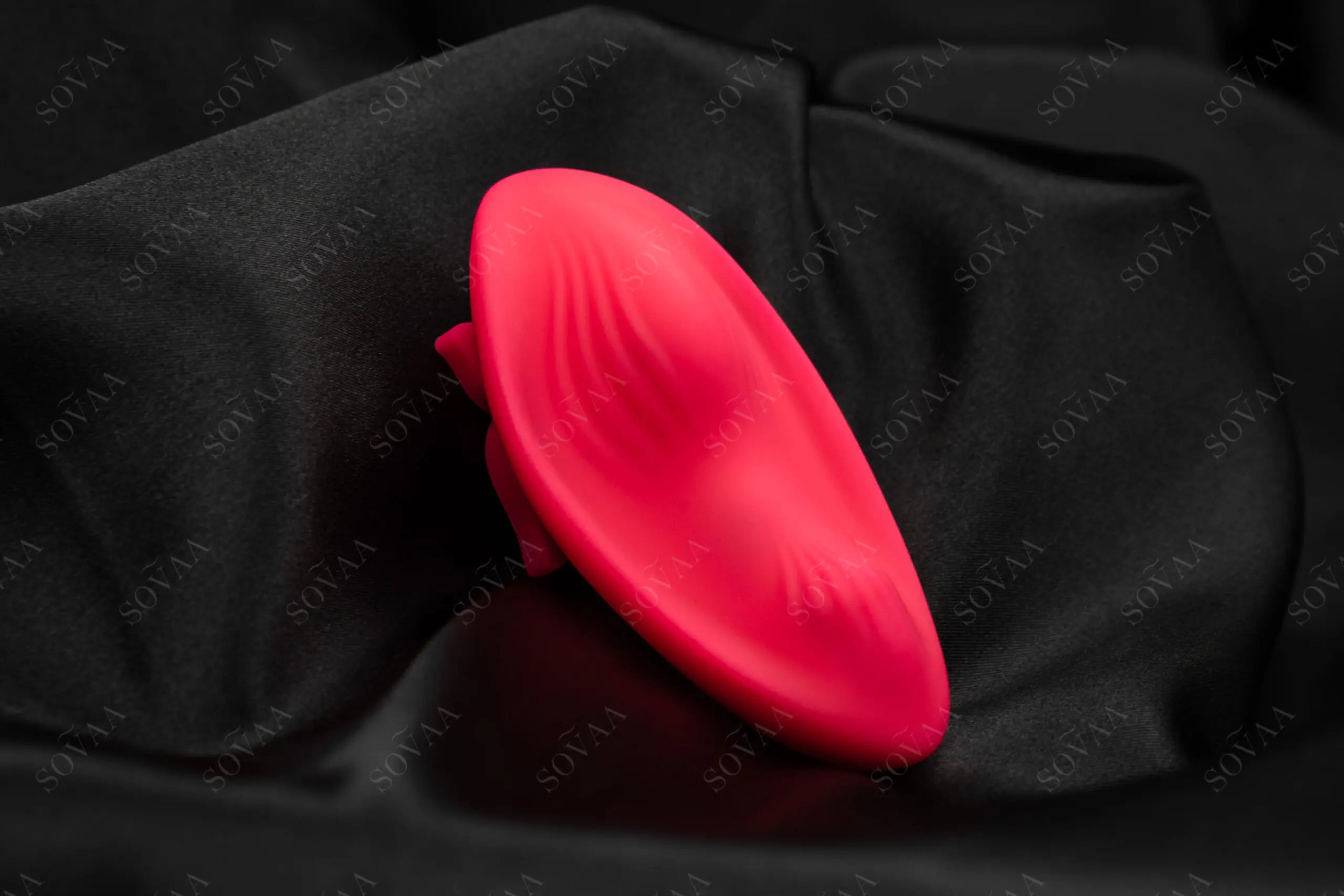Luna Pulse Wearable Intimate Massager