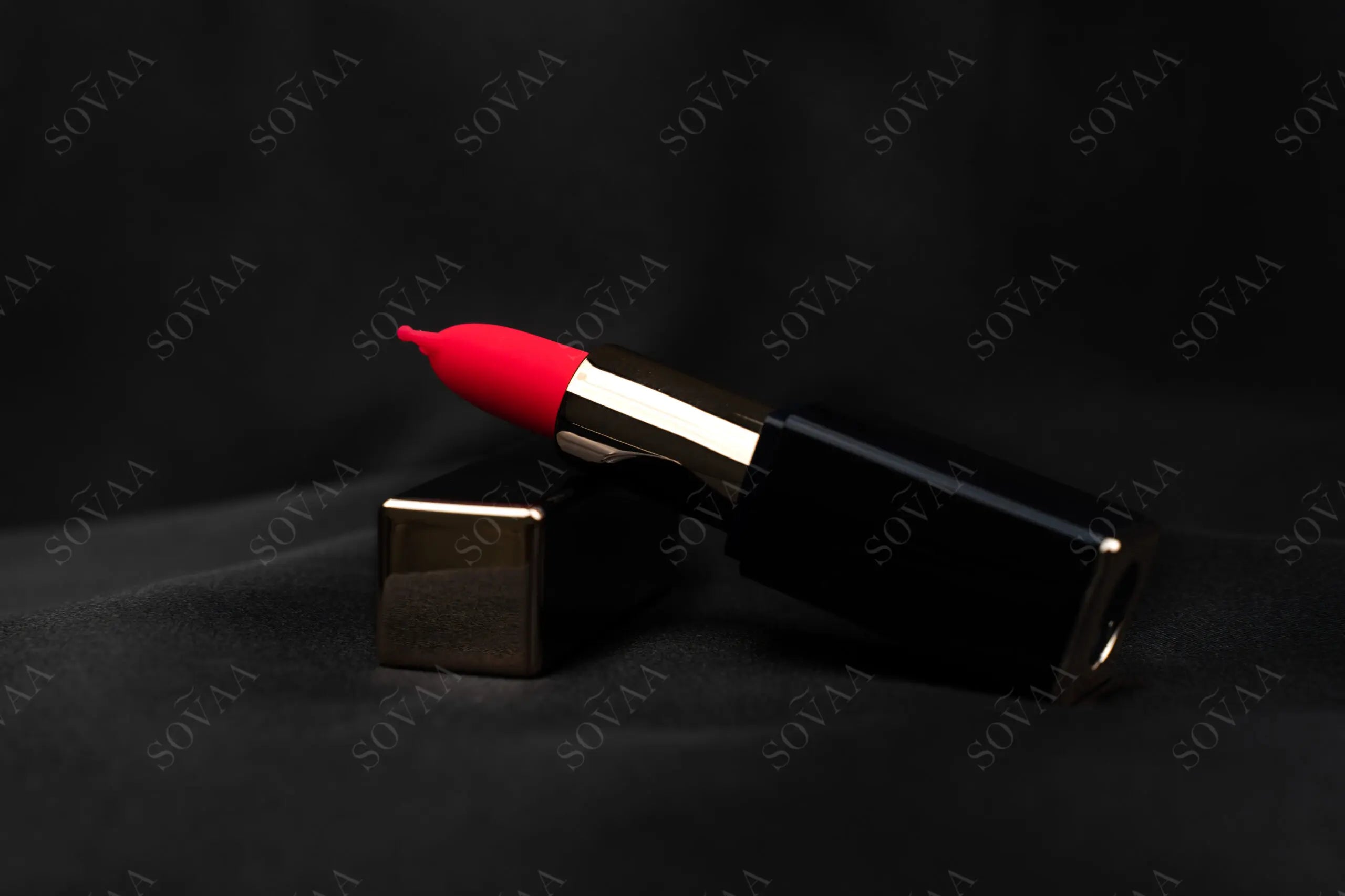 Secret Rouge Lipstick Intimate Massager